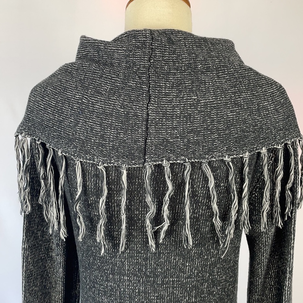 Romeo & Juliet Couture Black and Gray Fringe Sweater Dress - Size Small - Picture 8 of 12